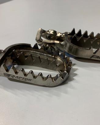 Pedane Raptor Titanium per Husqvarna / KTM / GAS G