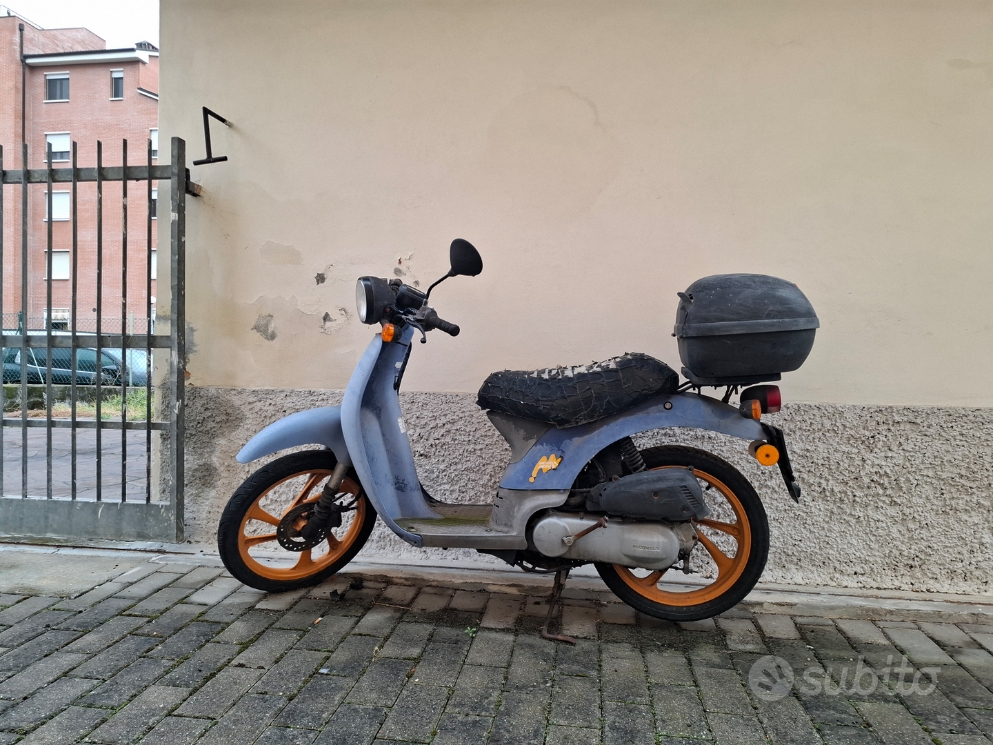 honda-sky-50-cc-moto-e-scooter-in-vendita-a-bologna