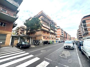 Magliana - capannone artigianale