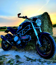 Ducati monster (scrambler)