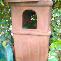 antico comignolo in cotto 