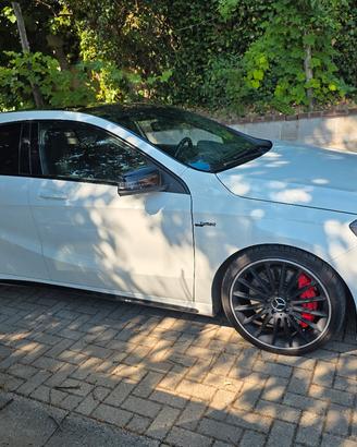 Mercedes benz a45 w176