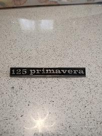 vespa primavera, targa/logo