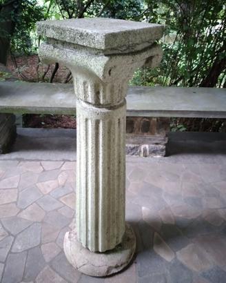 Colonna antica in Pietra Vicenza, h.90, peso 45Kg