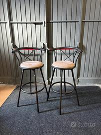 Due sgabelli arredo