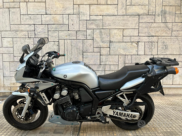 Yamaha Fazer 600