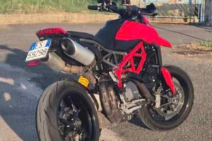 Ducati hipermotard 950