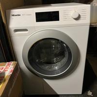 Lavatrice Miele WDB030