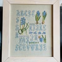 Quadro ricamato a mano  a punto croce