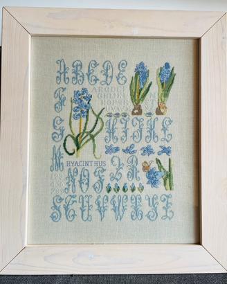Quadro ricamato a mano  a punto croce
