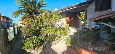 Terralba - Spendida villa con giardino