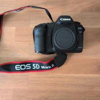 Canon 5D MK2 con gadget e scatola originale
