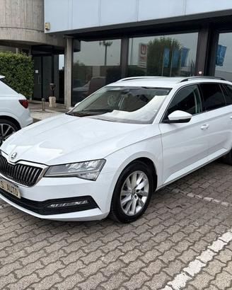 Škoda Superb Wagon 2.0 tdi evo Style 150cv ds...