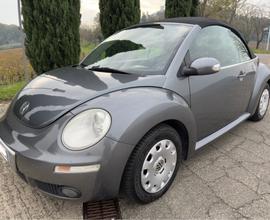 Volkswagen New Beetle 1.6 Cabrio