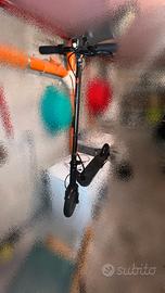 monopattino elettrico vivo bike