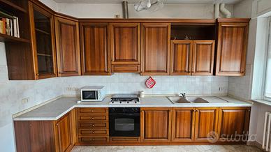 Cucina completa color legno