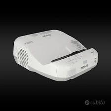 Proiettore Epson short throw ottica corta HDMI