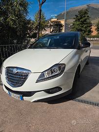 Lancia Delta 1.6  Mjt platino 2011