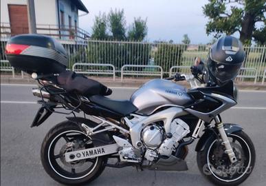 moto Yamaha Fazer 600