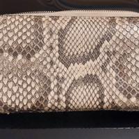 Portafoglio artigianale in pitone 