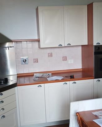 cucina angolare 355x305 cm