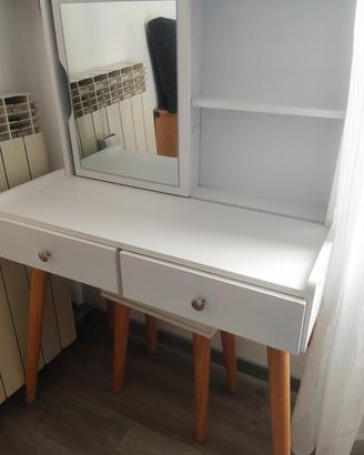 Mobile trucco con specchio 