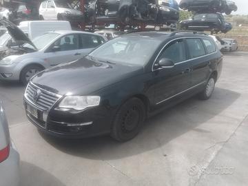 Ricambi Volkswagen Passat 2000 TDI SW del 2007 