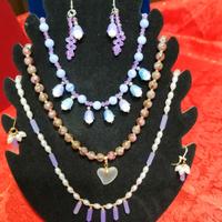 parure da ametista e perla.