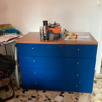 Cassettiera blu