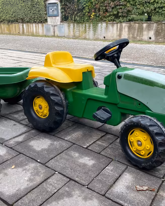 Trattore a pedali jhon deree rolly toys