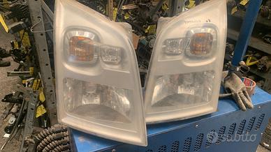 FARI ANTERIORI FORD TRANSIT ANNO:2007