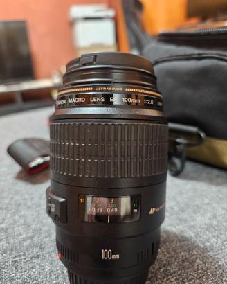 canon ef 100mm f/2.8 macro usm