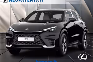 Lexus LBX 1.5 hybrid Elegant 2wd