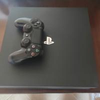 PS4 pro 1tb più 11 videogiochi
