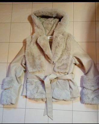 Giacca donna in ecopelliccia e parti in ecopelle  
