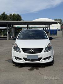 Opel corsa limited edition 2009