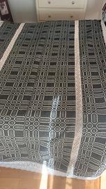 Coperta di stoffa antinco per letto singolo