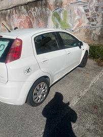 FIAT PUNTO A PEZZI