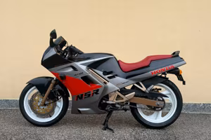 Honda nsr 125 r d'epoca iscrotta fmi