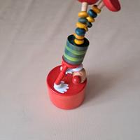 Clown in  legno con pulsante