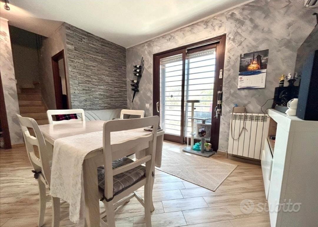 Apartment in Roma, Ponte Galeria, Municipio Roma XI - Altro
