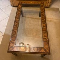 Tavolino in legno intarsiato Classico