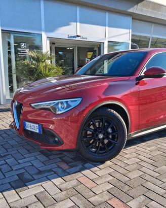 Alfa Romeo Stelvio 2.2 t Business rwd 160cv auto