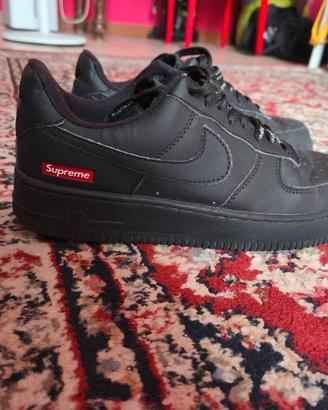 nike af1 supreme nere