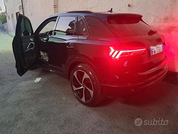 AUDI Q3 BLACK EDITION 