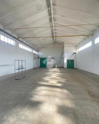 CAPANNONE A POVIGLIO