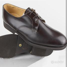 Scarpe classiche marroni Esercito