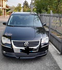 Volkswagen Touran 7 posti eco-fuel metano