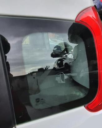 FIAT PANDA 2017 - VETRO FISSO POSTERIORE SINISTRO