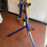 Cavalletto manutenzione biciclette